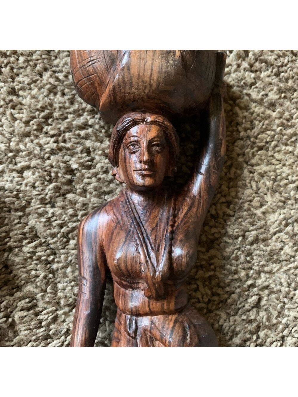 Vintage Set of 2 Wooden Handcarved Couple - Picture 4 of 4